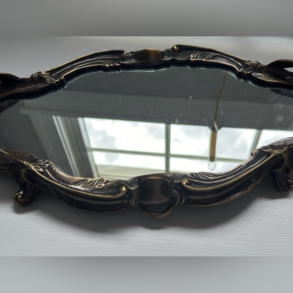 Heavy brass vanity tray - Picture 2 of 6
